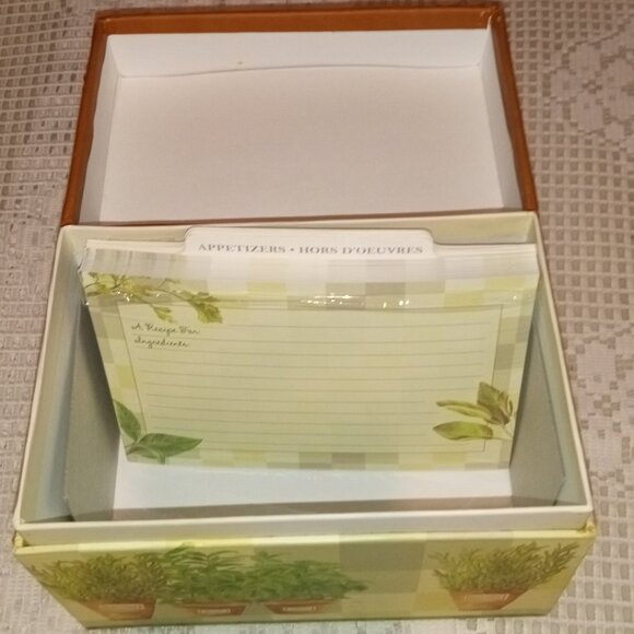 C. R. GIBSON GREEN COLORFUL RECIPE BOX - Picture 2 of 7